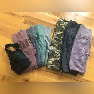Gym clothes bundle size small !!